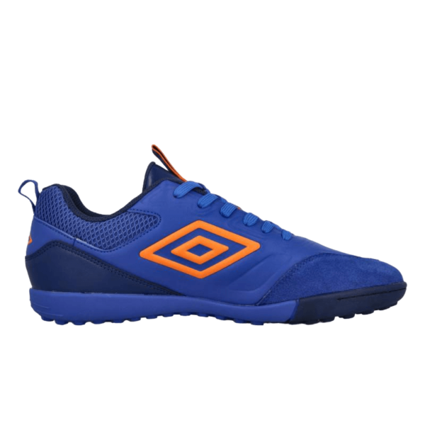 UMBRO-EXHIBITION-TF-SUPERGE-ZA-ODRASLE-ZA-UMETNO-TRAVO-1-Photoroom-1