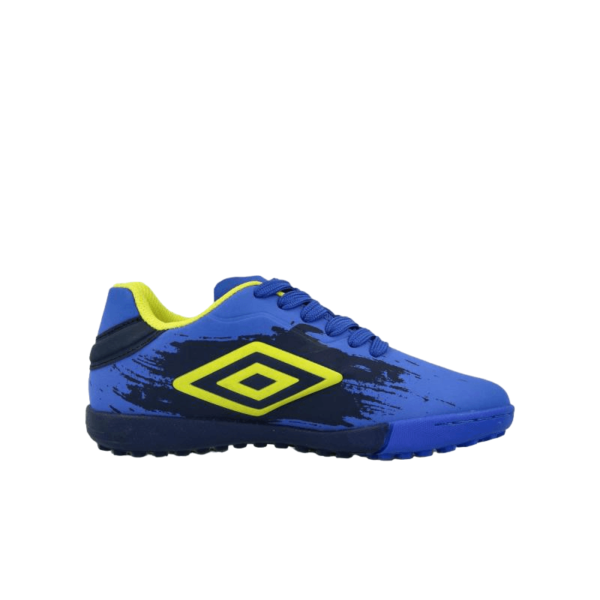 UMBRO-ARENA-JNR-TF-MULTI-BLUE-OTROSKE-SUPERGE-ZA-UMETNO-TRAVO-01-Photoroom-1