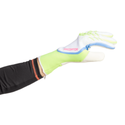 ADIDAS-PREDATOR-GL-PRO-GOLMANSKE-ROKAVICE-ZA-ODRASLE-2-Photoroom-2-1